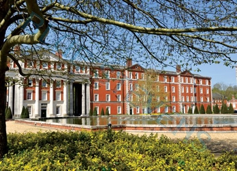 Peninsula Barracks